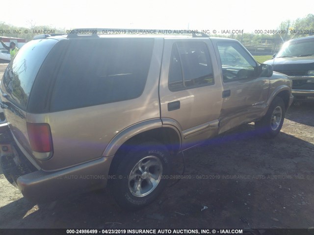 1GNCS13X74K166832 - 2004 CHEVROLET BLAZER BROWN photo 4