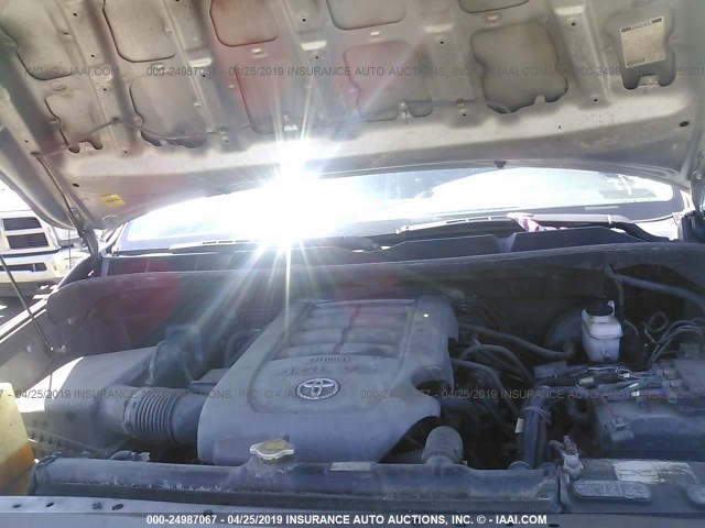 5TFUM5F19AX007430 - 2010 TOYOTA TUNDRA DOUBLE CAB SR5 SILVER photo 10