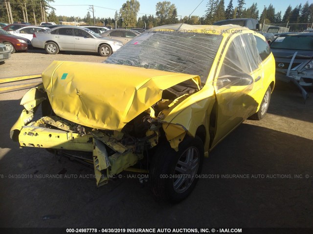 3FAFP31N05R147160 - 2005 FORD FOCUS ZX3 YELLOW photo 2