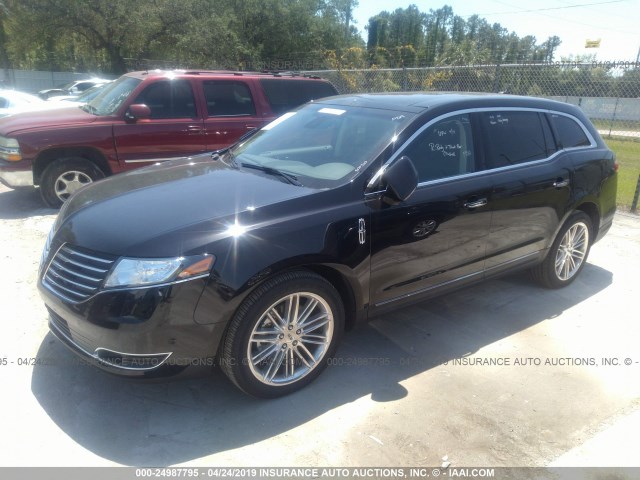 2LMHJ5AT8KBL01980 - 2019 LINCOLN MKT BLACK photo 2