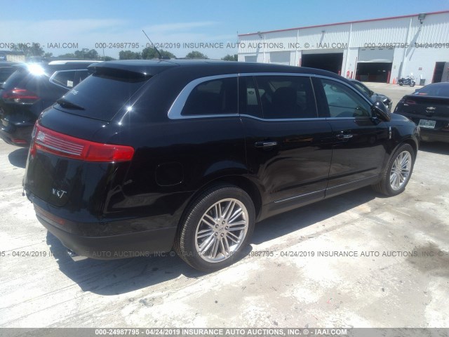 2LMHJ5AT8KBL01980 - 2019 LINCOLN MKT BLACK photo 4