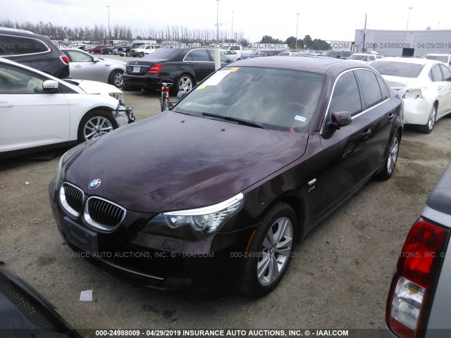 WBANV13579C152175 - 2009 BMW 528 XI MAROON photo 2