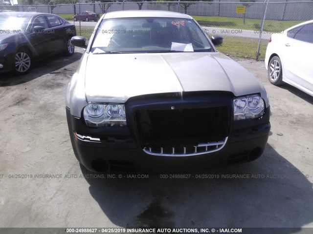 2C3KA43R06H224191 - 2006 CHRYSLER 300 TAN photo 6