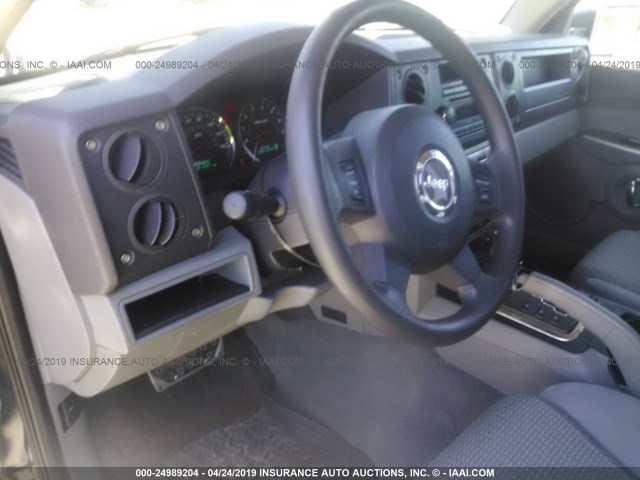 1J8HG48N36C214714 - 2006 JEEP COMMANDER BLACK photo 5
