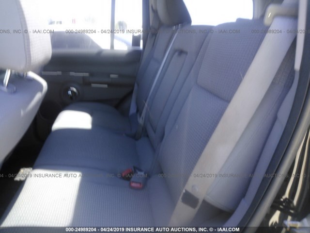 1J8HG48N36C214714 - 2006 JEEP COMMANDER BLACK photo 8