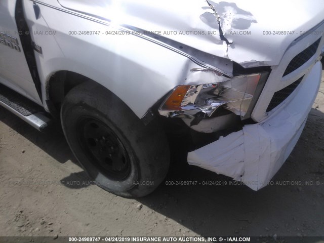 1C6RR7FT8DS585001 - 2013 RAM 1500 ST WHITE photo 6