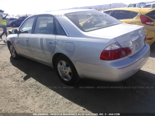 4T1BF28B53U311604 - 2003 TOYOTA AVALON XL/XLS SILVER photo 3