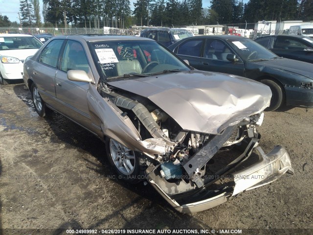 4T1BF28K11U961303 - 2001 TOYOTA CAMRY LE/XLE GOLD photo 1