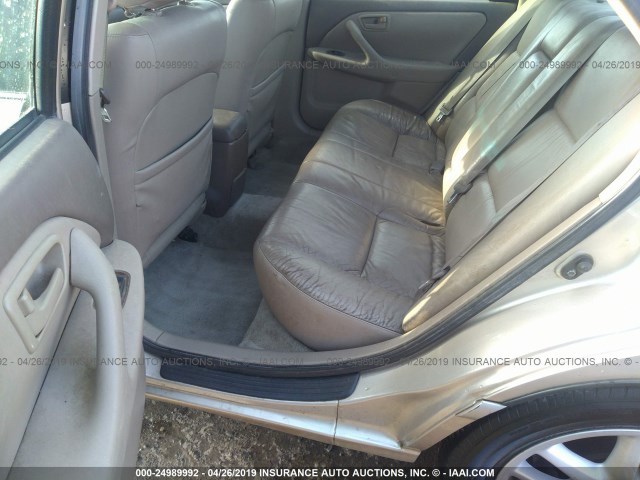 4T1BF28K11U961303 - 2001 TOYOTA CAMRY LE/XLE GOLD photo 8