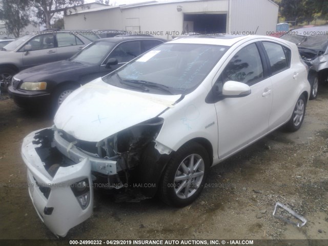 JTDKDTB37E1076158 - 2014 TOYOTA PRIUS C WHITE photo 2