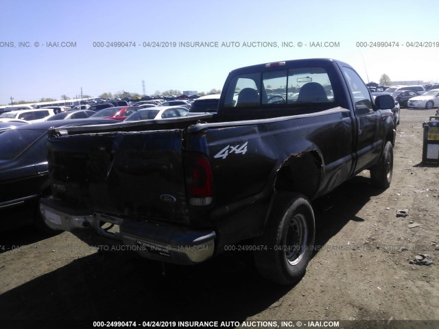 1FTSF31L82EA15675 - 2002 FORD F350 SRW SUPER DUTY BLACK photo 4