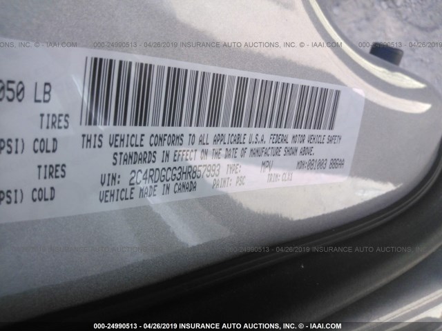 2C4RDGCG3HR857993 - 2017 DODGE GRAND CARAVAN SXT SILVER photo 9