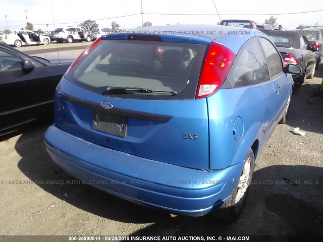 3FAFP31342R167292 - 2002 FORD FOCUS ZX3 BLUE photo 4