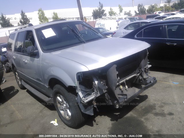 1FMFU15557LA83728 - 2007 FORD EXPEDITION XLT SILVER photo 1