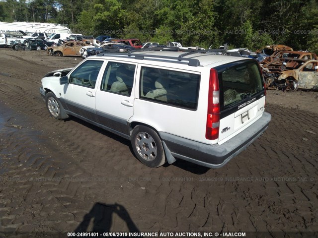 YV1LZ56D5Y2692647 - 2000 VOLVO V70 XC/SE WHITE photo 3