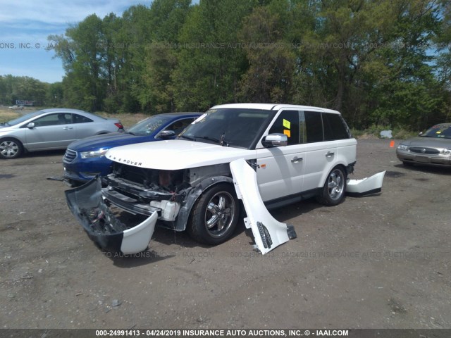 SALSF25406A980114 - 2006 LAND ROVER RANGE ROVER SPORT HSE WHITE photo 2