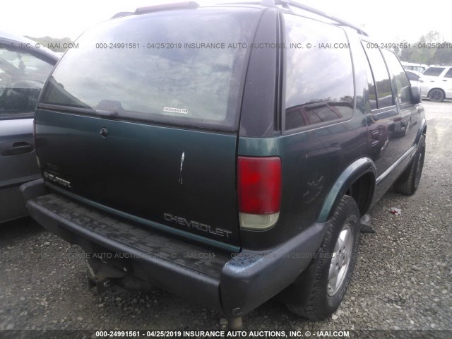 1GNDT13W7T2295905 - 1996 CHEVROLET BLAZER GREEN photo 4