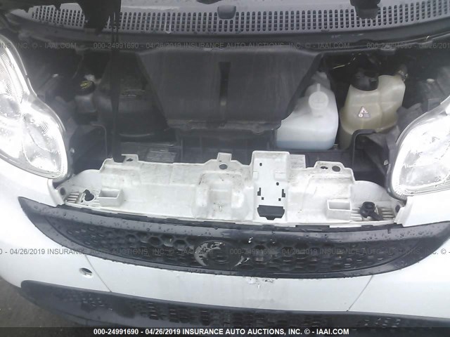 WMEEJ3BA6EK757394 - 2014 SMART FORTWO PURE/PASSION WHITE photo 10