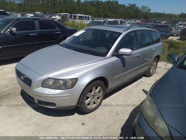 YV1MW390272286155 - 2007 VOLVO V50 2.4I SILVER photo 2