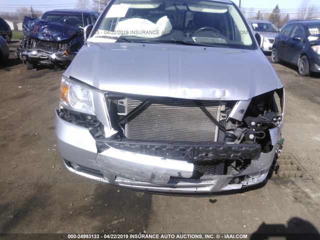 2D8HN54179R662490 - 2009 DODGE GRAND CARAVAN SXT SILVER photo 6