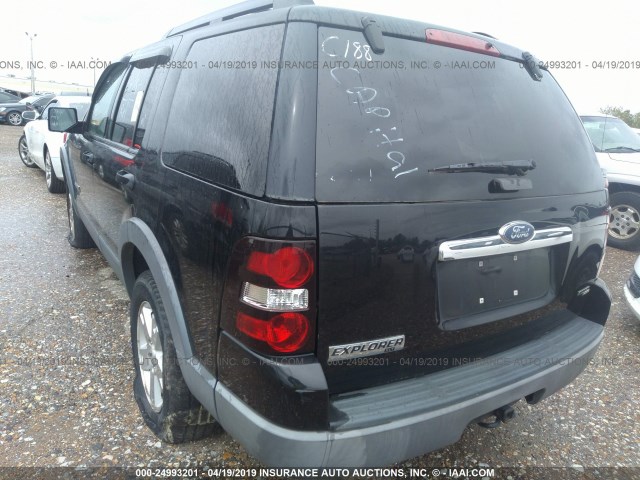 1FMEU73E06UA62697 - 2006 FORD EXPLORER XLT BLACK photo 3