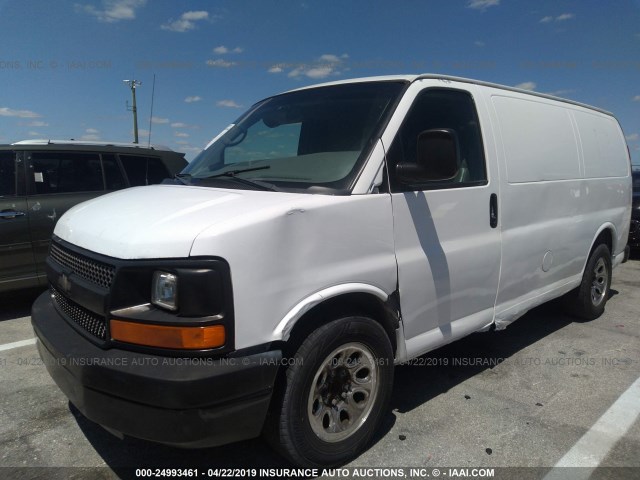 1GCFG15X781115315 - 2008 CHEVROLET EXPRESS G1500  WHITE photo 6