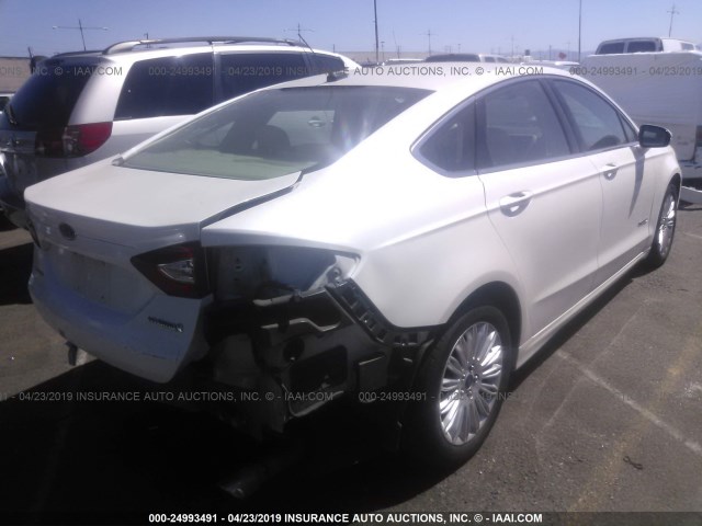 3FA6P0LUXER227973 - 2014 FORD FUSION SE HYBRID WHITE photo 4