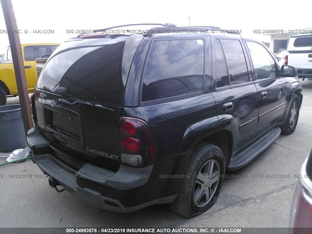 1GNDS13S042362183 - 2004 CHEVROLET TRAILBLAZER LS/LT BLACK photo 4