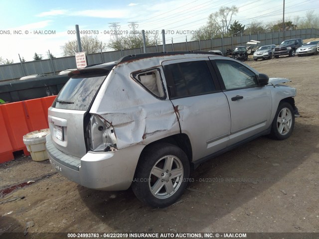 1J8FT47W98D775641 - 2008 JEEP COMPASS SPORT SILVER photo 4