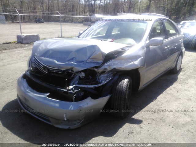 4T1BE32K95U967924 - 2005 TOYOTA CAMRY LE/XLE/SE GRAY photo 2