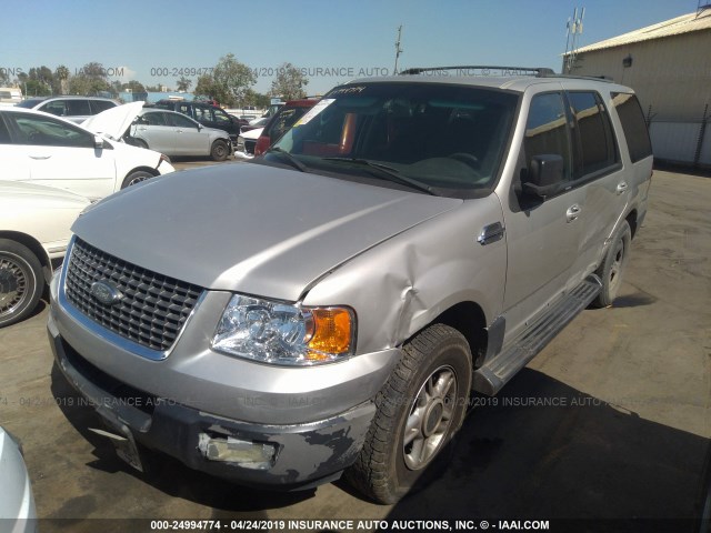 1FMFU15L83LA87362 - 2003 FORD EXPEDITION XLT GRAY photo 2