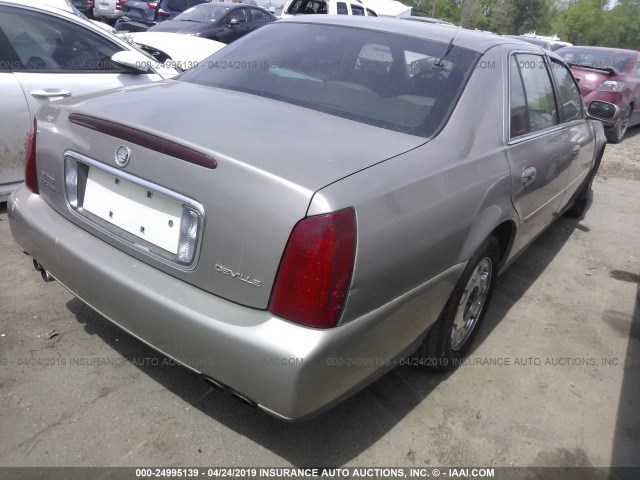 1G6KD54Y22U178856 - 2002 CADILLAC DEVILLE BEIGE photo 4