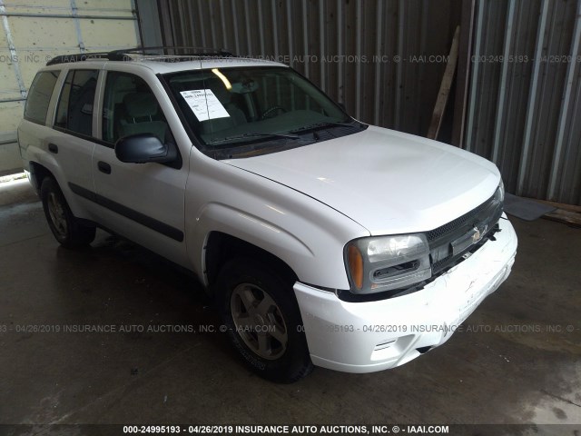 1GNDT13S352283590 - 2005 CHEVROLET TRAILBLAZER LS/LT WHITE photo 1