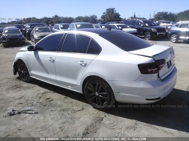 3VWD17AJXJM252719 - 2018 VOLKSWAGEN JETTA SPORT WHITE photo 3