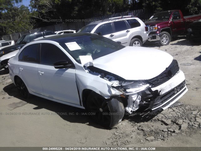 3VWD17AJXJM252719 - 2018 VOLKSWAGEN JETTA SPORT WHITE photo 6