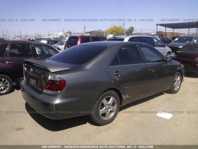 JTDBE32K353032764 - 2005 TOYOTA CAMRY LE/XLE/SE GRAY photo 4