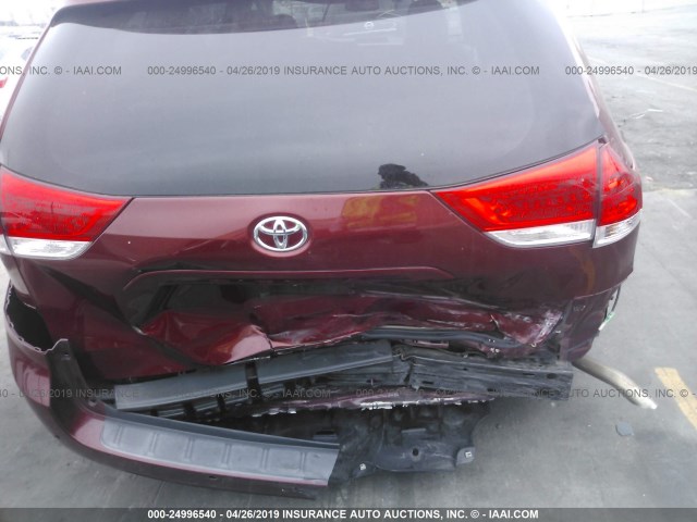 5TDYK3DC5DS303118 - 2013 TOYOTA SIENNA XLE/LIMITED RED photo 6