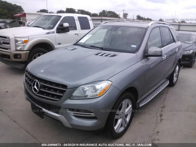 4JGDA5JB5FA456120 - 2015 MERCEDES-BENZ ML 350 GRAY photo 2