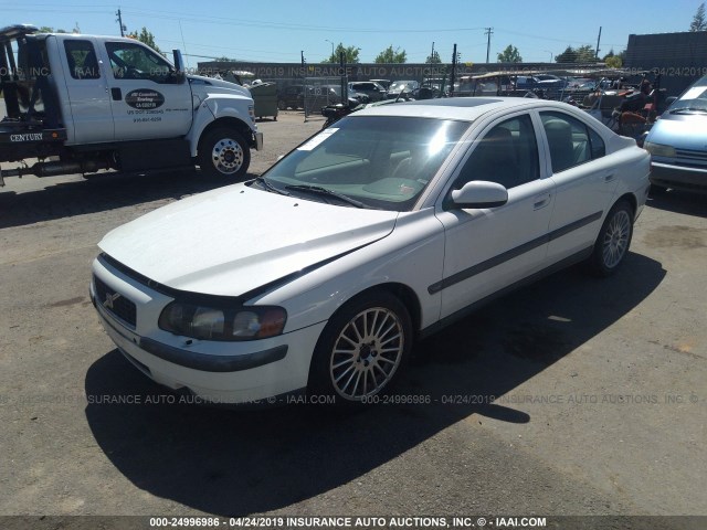 YV1RS53D712014328 - 2001 VOLVO S60 T5 WHITE photo 2