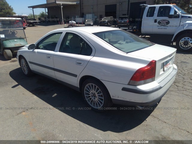 YV1RS53D712014328 - 2001 VOLVO S60 T5 WHITE photo 3