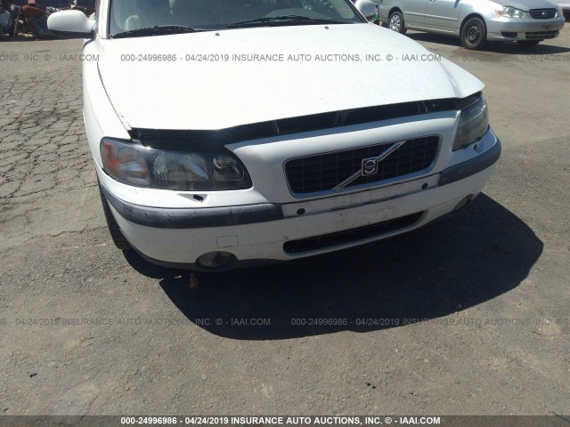 YV1RS53D712014328 - 2001 VOLVO S60 T5 WHITE photo 6