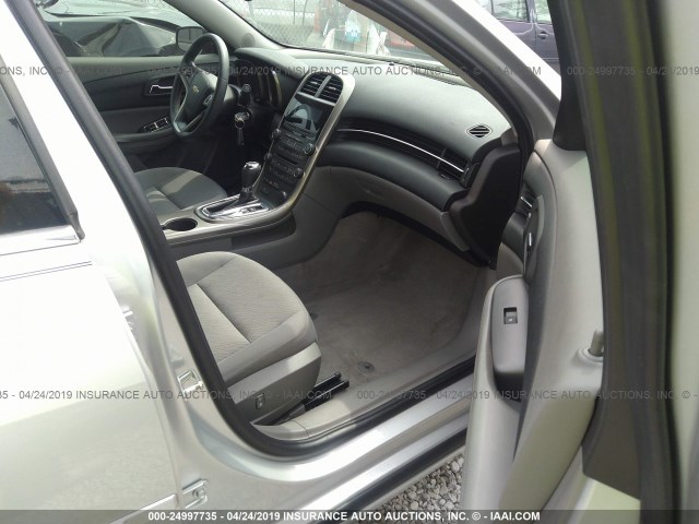 1G11B5SA1DF128079 - 2013 CHEVROLET MALIBU LS SILVER photo 5