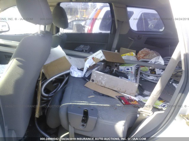 1J4GS48K26C136167 - 2006 JEEP GRAND CHEROKEE LAREDO/COLUMBIA/FREEDOM 银色 照片 8