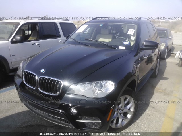 5UXZV4C57CL765148 - 2012 BMW X5 XDRIVE35I BLACK photo 2