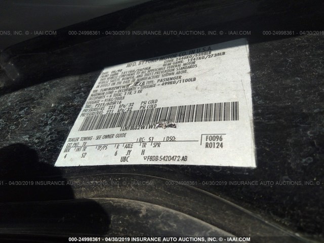 1LNFM83W7WY615891 - 1998 LINCOLN TOWN CAR CARTIER BLACK photo 9