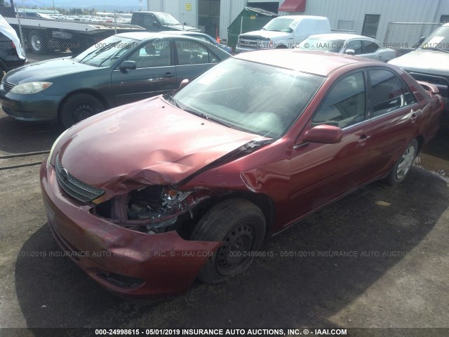JTDBE32K130174707 - 2003 TOYOTA CAMRY LE/XLE RED photo 2