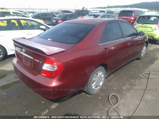 JTDBE32K130174707 - 2003 TOYOTA CAMRY LE/XLE RED photo 4