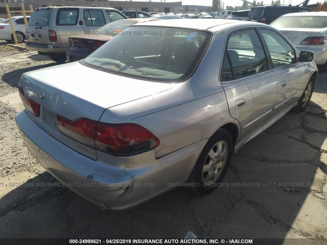 1HGCG66882A067324 - 2002 HONDA ACCORD EX/SE SILVER photo 4