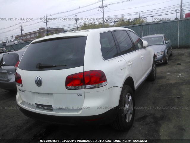 WVGBC77L64D071061 - 2004 VOLKSWAGEN TOUAREG 3.2 WHITE photo 4