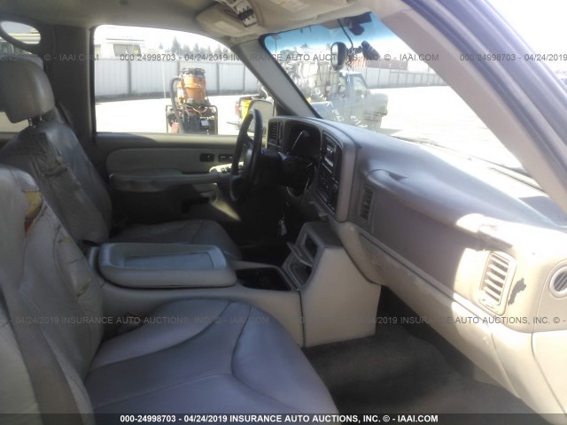 1GKEC16T61J257409 - 2001 GMC YUKON XL C1500 WHITE photo 5